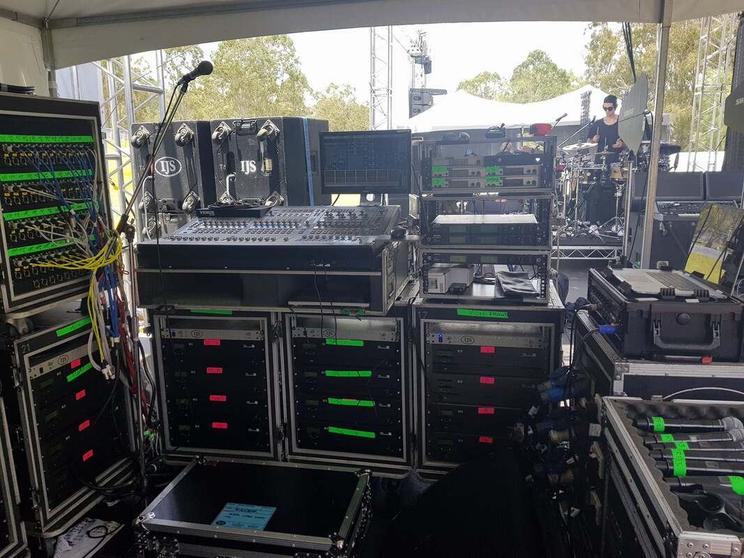 10213869517385765 2337344330064945027 O