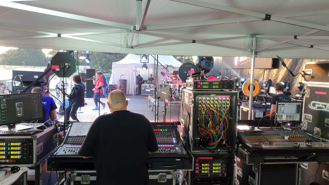 10225619625891134 3990979482308198811 N