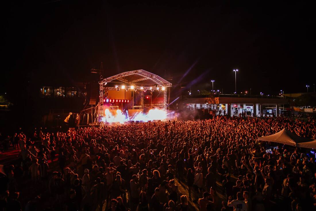 2039574486085415 2774461814228910080 N