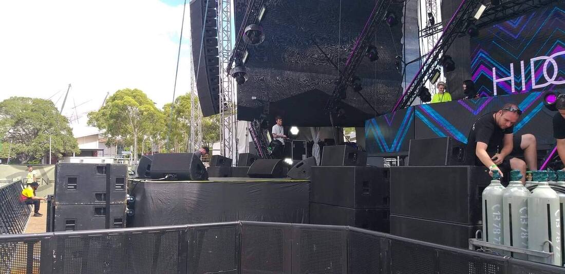 10217406855217000 1657564433716609024 N