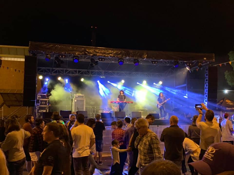 10157242690739277 9161877081657704448 N